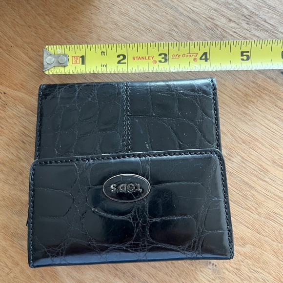 Tod's Alligator Leather Compact Wallet - Picture 5 of 7